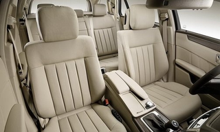 Illustration for article titled 2010 Mercedes E-Class Estate Debuts Ahead Of Frankfurt